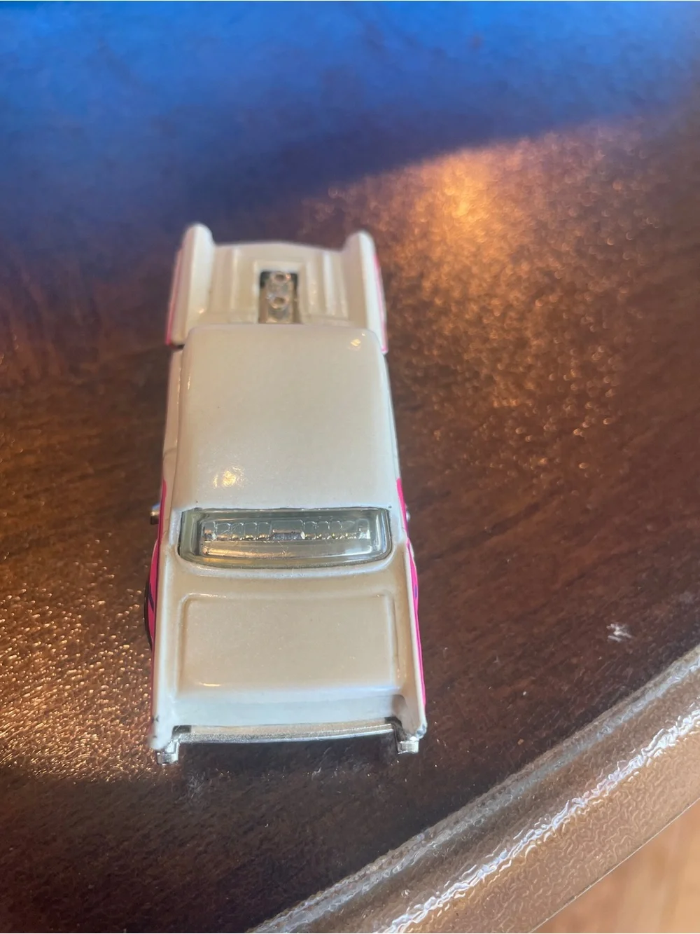 1996 Matchbox Super Fast MB-4 ‘57 Chevy Bel Air Hardtop White w/90s Graphics